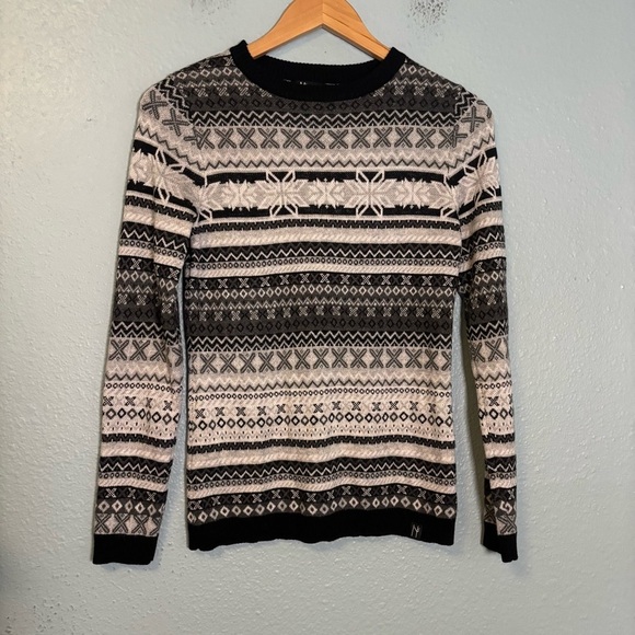 Neve Women Zoe Black White Snowflake Pattern Merino Wool Crewneck Sweater Small - Picture 2 of 11